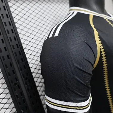 Imagen 2 del álbum Camisetas de fútbol de Alemania, versión especial para jugadores, 26-27
