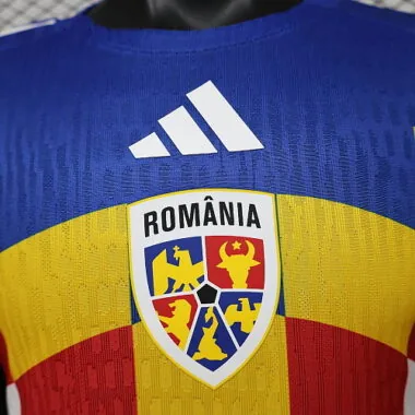 Afbeelding 3 van album 2026 Roemenië: speciale spelersversie voetbalshirts