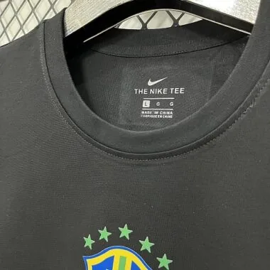 Imagen 5 del álbum Camiseta de Brasil 2026