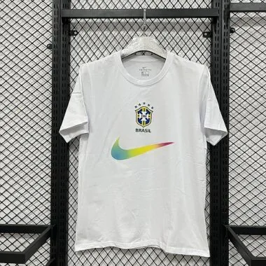 Imagen 7 del álbum Camiseta de Brasil 2026