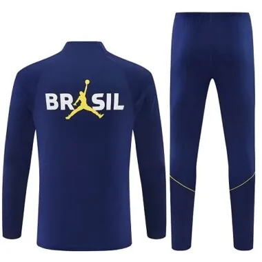 Imagen 2 del álbum Equipación de fútbol de entrenamiento de Brasil 26-27