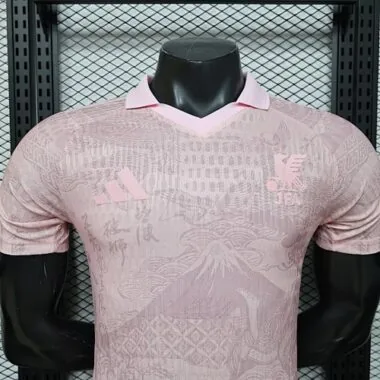 Image 3 de l’album 26-27 Japan Special Soccer Jerseys