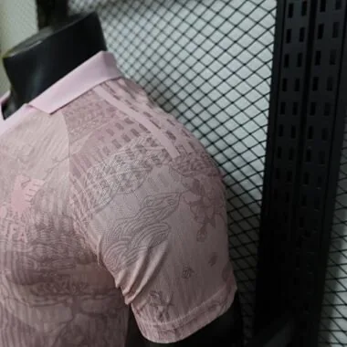 Image 4 de l’album 26-27 Japan Special Soccer Jerseys