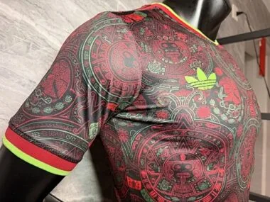 Imagen 9 del álbum Camisetas de fútbol de la selección de México 2026, versión especial para jugadores