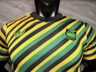 Imagen 4 del álbum Camisetas de fútbol de la selección de Jamaica, edición especial para jugadores, 2026