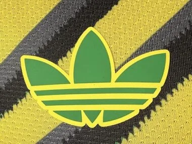 Imagen 5 del álbum Camisetas de fútbol de la selección de Jamaica, edición especial para jugadores, 2026
