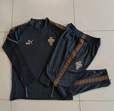 Afbeelding 9 van album 2025 Portugal Long Sleeve tracksuit