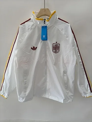 Chaquetas cortavientos de España 2026