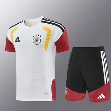 Imagen 5 del álbum Equipación de entrenamiento de fútbol de Alemania 2026