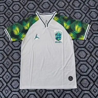 Camisetas de fútbol de Brasil 26-27