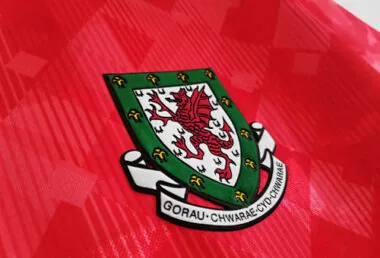 Immagine 3 dell’album 90/92 Wales Home Retro Soccer Jerseys