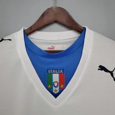 Imagem 2 do álbum 2006 Italy Away Retro Soccer Jerseys