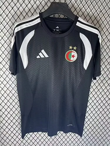 26-27 Trainingsshirts van Algerije