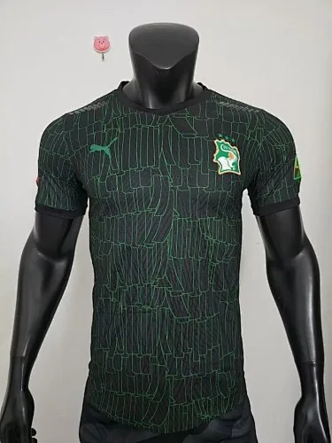 25-26 Voetbalshirts van Ivoorkust (spelersversie)