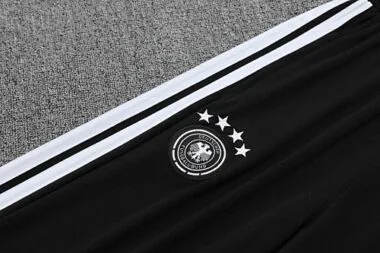 Afbeelding 10 van album 2026 Germany Long Sleeve tracksuit