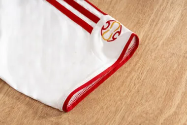 Imagem 4 do álbum 2006 Spain Away Retro Soccer Jerseys