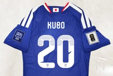 Image 12 de l’album 2026 Japan Home Long Sleeve Soccer Jerseys