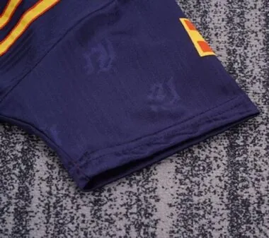 Afbeelding 7 van album 1996 Spain Home Kids Soccer Jerseys