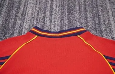Afbeelding 5 van album 1998 Spanje Thuisvoetbalshirts voor kinderen
