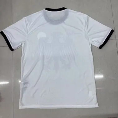 Imagen 2 del álbum Camisetas especiales de fútbol de Alemania 25-26