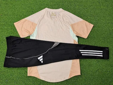 Afbeelding 2 van album 2025 Algerije: shirt met korte mouwen + broek