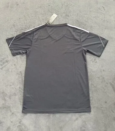 Afbeelding 2 van album 25-26 Voetbalshirts van Venezuela
