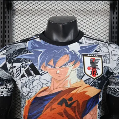 Immagine 8 dell’album Maglie da calcio "Japan Special Player Version" 2025