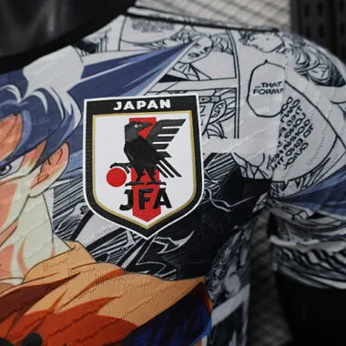 Immagine 9 dell’album Maglie da calcio "Japan Special Player Version" 2025