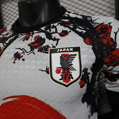 Immagine 3 dell’album Maglie da calcio "Japan Special Player Version" 2025