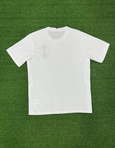 Afbeelding 2 van album England 150th Soccer Jerseys