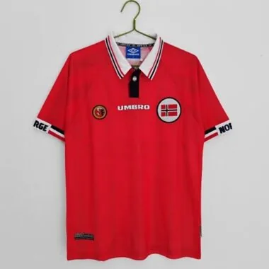 Retro voetbalshirts van Noorwegen uit 1998 (thuiswedstrijden)