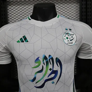 Afbeelding 8 van album 2024 Algerije: speciale spelersversie voetbalshirts
