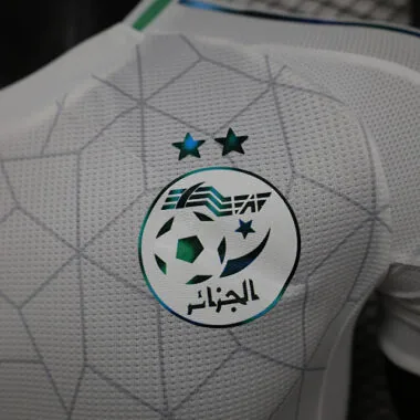 Afbeelding 9 van album 2024 Algerije: speciale spelersversie voetbalshirts