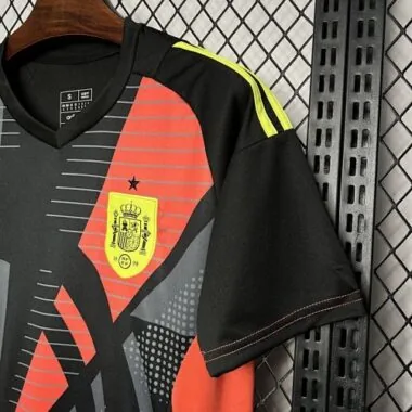 Imagem 3 do álbum 2024 Spain Goalkeeper Soccer Jerseys