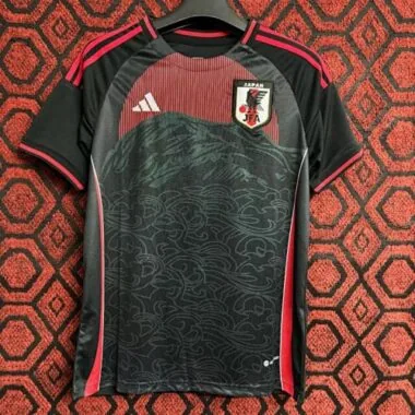 Maglie da calcio con personaggi dei cartoni animati giapponesi 2024