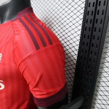 Immagine 4 dell’album 26-27 Lyon Away Player Version Soccer Jerseys