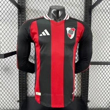 25-26 River Plate Away
