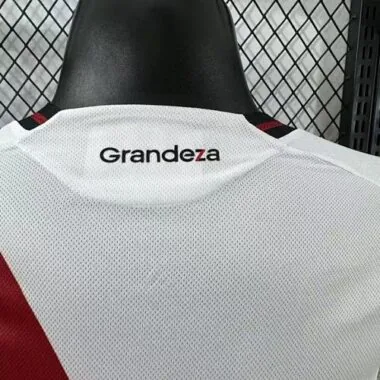 25-26 River Plate Home album image 9