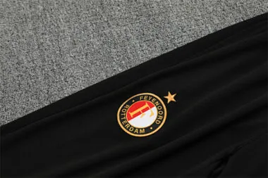 Immagine 12 dell’album 25-26 Feyenoord Long Sleeve tracksuit