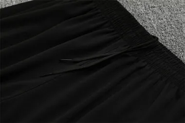 Immagine 14 dell’album 25-26 Feyenoord Long Sleeve tracksuit