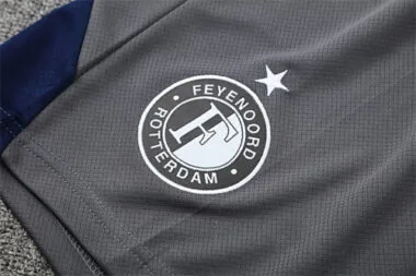 Image 10 de l’album 25-26 Feyenoord Training Soccer Suit