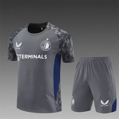 Image 13 de l’album 25-26 Feyenoord Training Soccer Suit