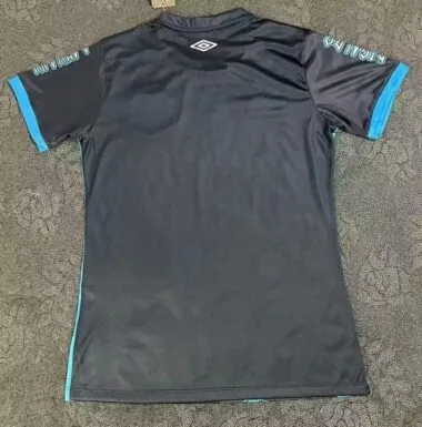 Afbeelding 2 van album 25-26 Santos speciale voetbalshirts