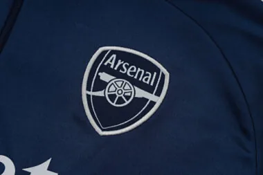 Imagem 4 do álbum Fato de treino de manga comprida do Arsenal 25-26