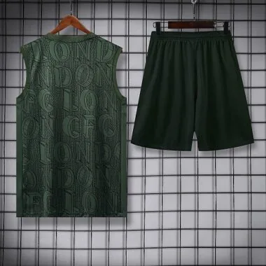 Immagine 2 dell’album 26-27 Chelsea Training Soccer Vest