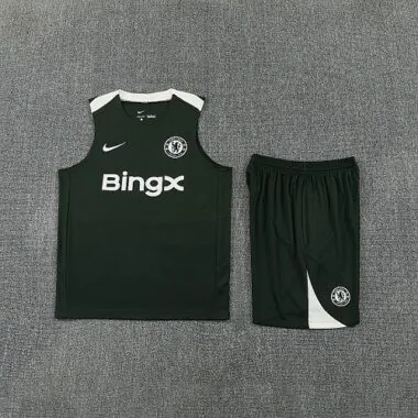 Immagine 4 dell’album 26-27 Chelsea Training Soccer Vest