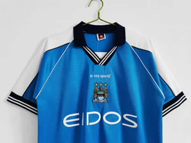 Imagem 3 do álbum 99/01 Manchester City Home Retro Soccer Jerseys