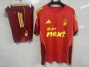 25-26 Nottingham Forest Training Soccer Suit