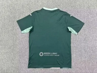 Immagine 2 dell’album Maglie da calcio in trasferta del Norwich City 25-26
