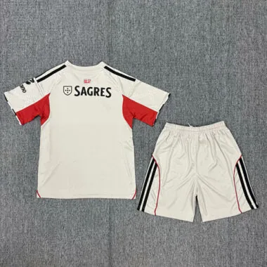 Imagen 2 del álbum Camisetas de fútbol infantiles del Benfica para partidos fuera de casa, 25-26